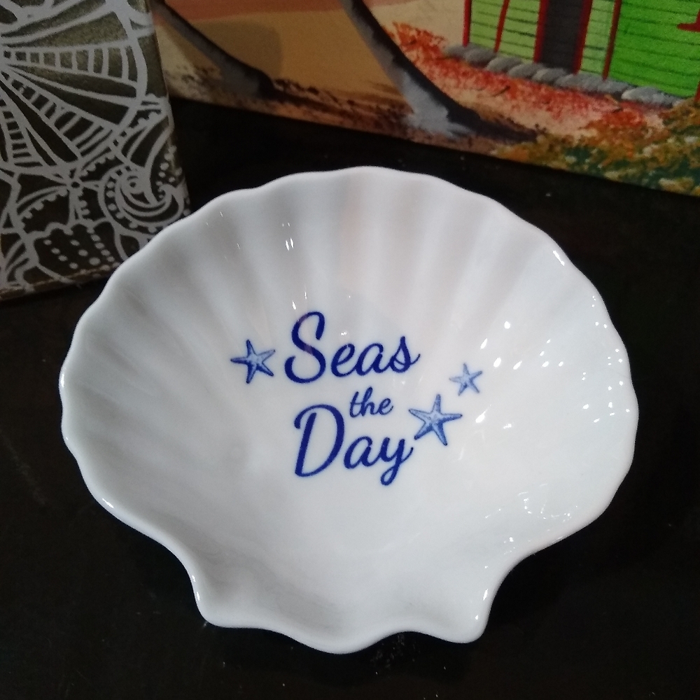 Andrea by Sadek trinket dish, Seas the Day